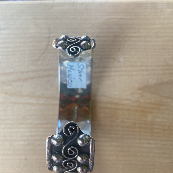 Sterling Silver Mexican Cuff Bracelet 🌺Vintage - Picture 5 of 5